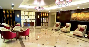 Lantian Hotel - Image 2
