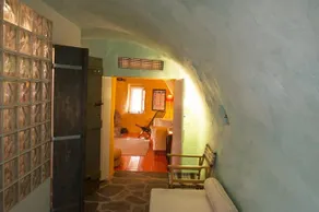 Painter's Country House - Image 2