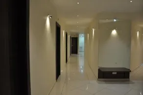 Shivdhara Hotel & Residence - Image 5