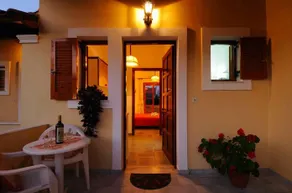 Theocharis Apartments - Image 2