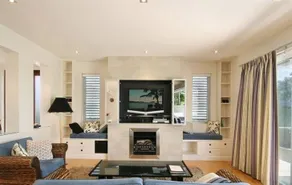 2-9 Hilton Esplanade - Image 4