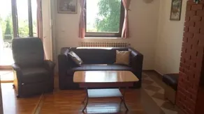 House Tudic - Image 3