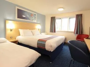 Travelodge Carlisle M6 - Image 4
