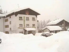 Albergo Tirolo - Image 2