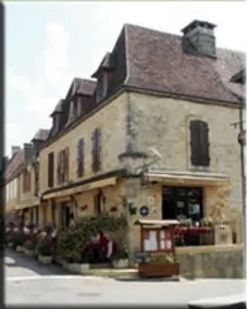 Le Nouvel Hotel - Image 2