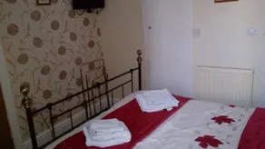 Leeds House - Image 3