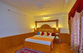 Hotel Surya International - Image 5