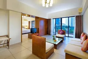 J-Hotel - Image 4