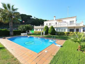 Apartment Paseo Orsavinya Pineda De Mar - Image 4