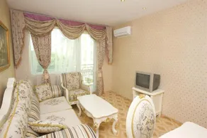 Taliana Beach - Image 5