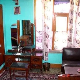 Hotel Gul-E-Anar - Image 2