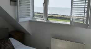 Marine Cottage - Image 4