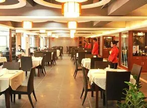 Jinyuan Business Hotel Hainan - Image 4