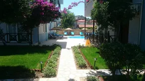 Turtle Beach Bungalows - Image 3