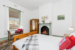 The Fremantle Stone Cottage - Image 2