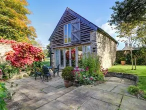 Wagon House, Malmesbury - Image 1
