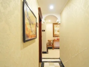 Aviators Lodge Sanya - Image 4