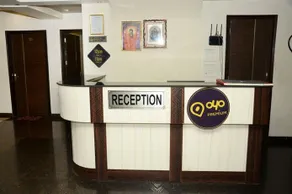 OYO Premium Swaroop Nagar - Image 2