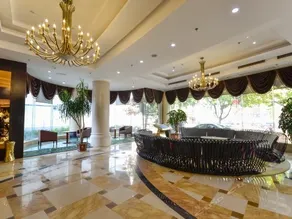 Shiny Hotel - Image 5