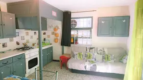 Typique Logement de Pecheur Proche Port - Image 2