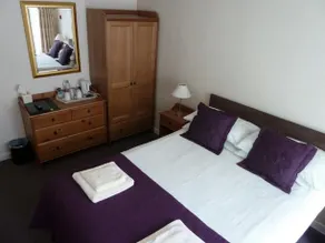The Winsford Lodge - Image 4