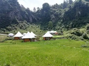 Huaba Rose Valley Tent Hotel - Image 3