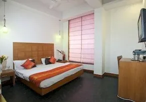 OYO Rooms Shakti Khand Indirapuram - Image 3