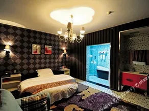 The Modern Hotel - Image 2