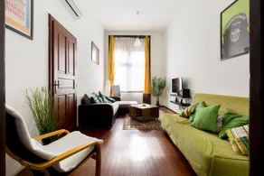 Kiraly Modern Home With Ac - Image 4