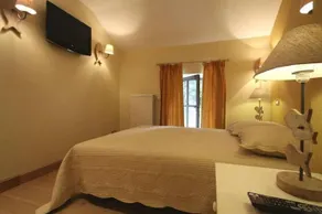 Between Town of Spa and Durbuy, a Lovely Cottage - Image 3