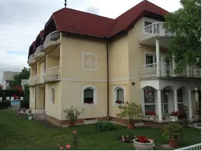 Vili Apartmanház - Image 2