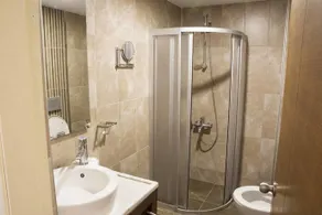 Sunbird Hotel - Image 4