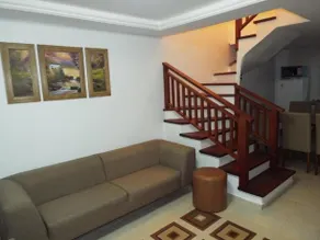Sobrado House - Image 2