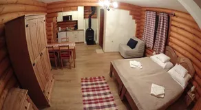 Sombereki Horgásztó Rönkház - Image 2