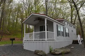 Scotrun Camping Resort Deluxe Park Model 8 - Image 2