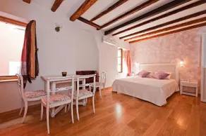 Studios Galeb - Image 5