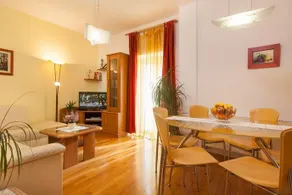 Old Town House Makarska - Image 4