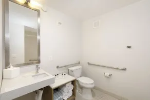 BLUE SEA BEACH HOTEL - Image 3