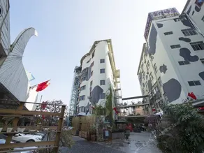 Easy Tour Hotel - Image 2