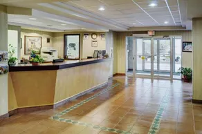Lakeview Inn And Suites Whitecourt - Image 2