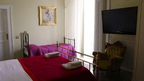Oro Di Napoli Luxury Bed & Breakfast - Image 5