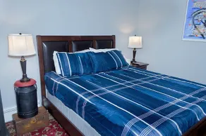 Us Bed And Dinner - Image 3