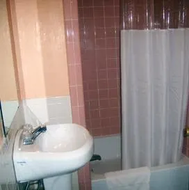 Budget Host Inn Caryville - Image 4