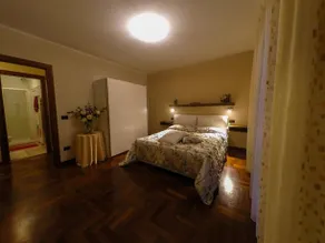 La Gardenia - Image 2