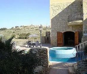 Il-Kalkara Farmhouse - Image 4