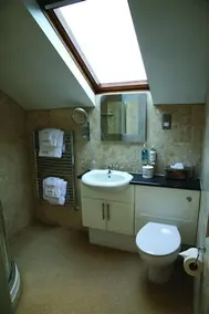 Brookfield House - Image 3