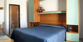 Hotel Garden - Image 4