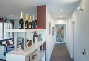Holiday Home Paris - Image 3