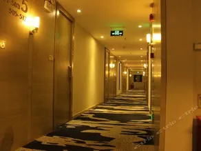 Wufu Business Boutique Hotel - Image 4