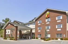 SUPER 8 BY WYNDHAM HUNTINGTON WV - Image 3